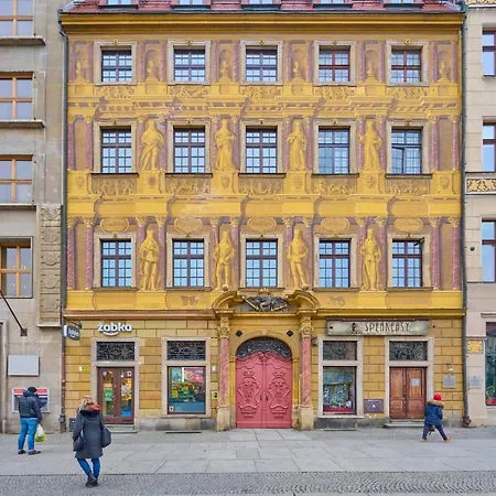 The Market Square Siedmiu Elektorow By Renters Lägenhet
