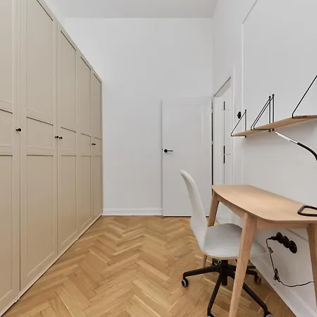 아파트 The Market Square Siedmiu Elektorow By Renters